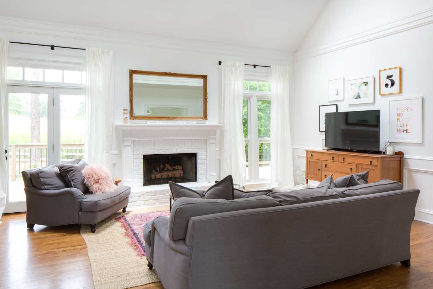 Article Maribo Storage Ottoman Review (Tested with Photos) Apartment